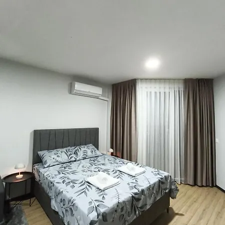 Gia Paradise 6 Apartment